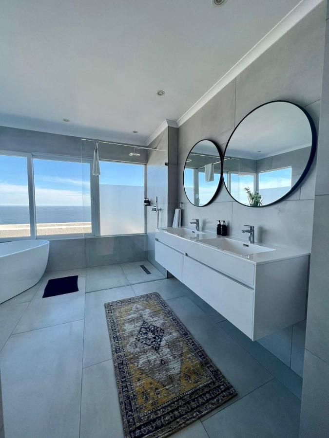 Bay Reflections Camps Bay Luxury Serviced Apartments Ciudad del Cabo Exterior foto