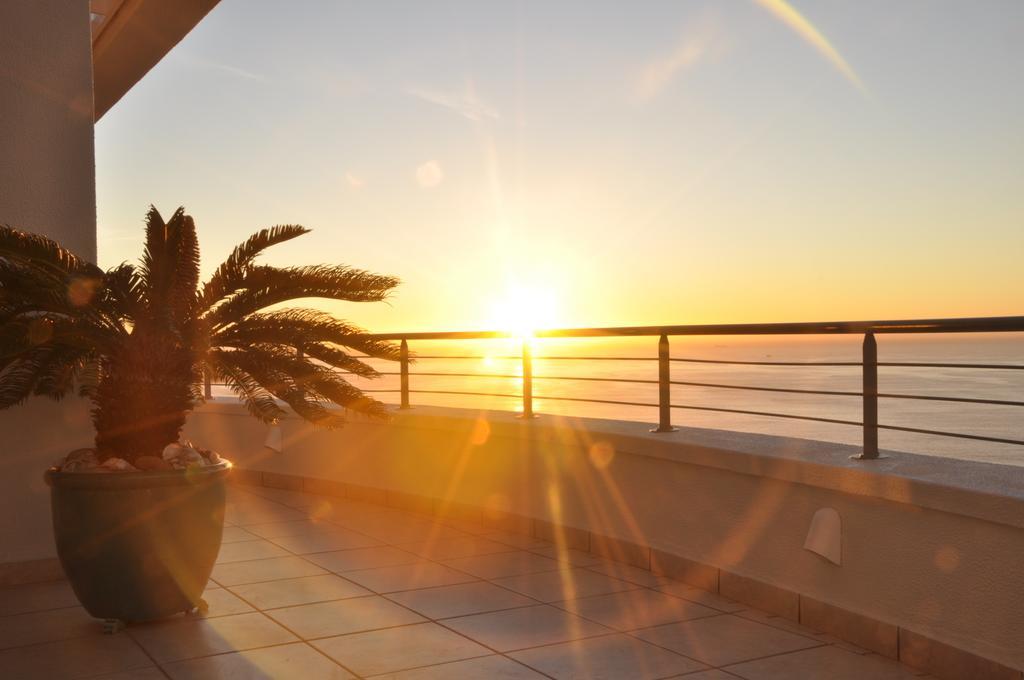 Bay Reflections Camps Bay Luxury Serviced Apartments Ciudad del Cabo Habitación foto